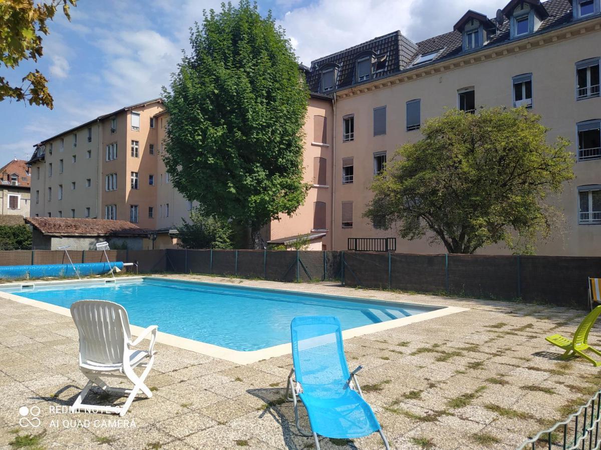 Joli Studio Au Centre D'Uriage Vaulnaveys-le-Haut Екстериор снимка